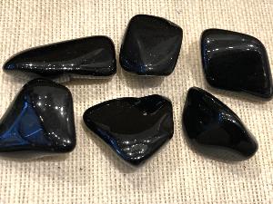 Tourmaline - Black - 3 to 4 cm, Weight 11g to 20g Tumbled Stone (Selected)