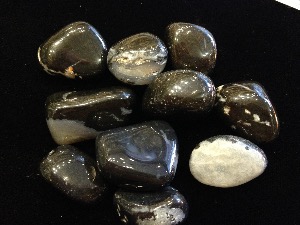 Sardonyx - Black - Tumbled Stone (Selected)