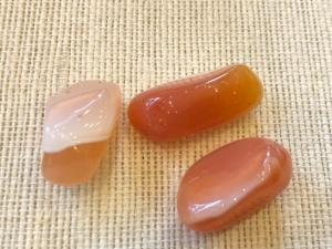 Agate - Apricot - 6g to 10g Tumbled Stone (Selected)