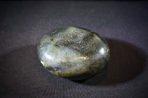 Labradorite Pebble, from Madagascar (REF:L8)