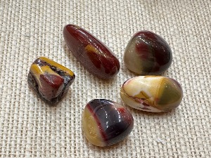 Mookaite - 3-5g Tumbled Stone (Selected)
