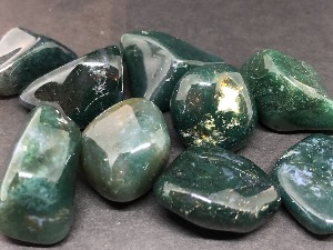 Agate - Moss - 2cm 'B' Grade Tumbled Stone 