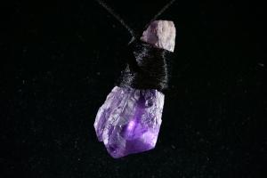 Amethyst Hand Tied Pendant (REF:HWAB1)