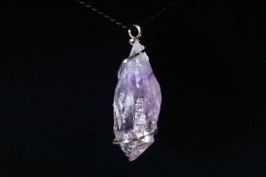 Amethyst Hand Wired Pendant (No.325)