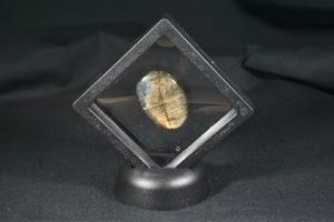 Labradorite Polished Pebble, from Madagascar (REF:LPM12)