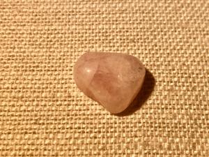 Morganite - Pink Beryl - Boxed Tumbled Stone (Ref TB26)
