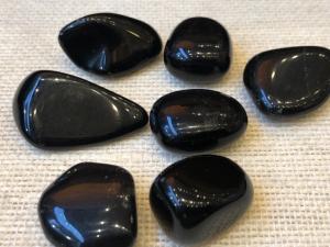Obsidian - Black - Weight 5g to 8g Tumbled Stone (Selected)