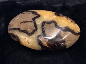 Septarian - Extra Large Smooth Stone (ref 4) 