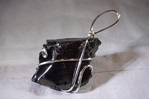 Shungite Grade 1 Hand Wired Pendant (REF:HWES4)