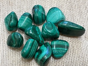 Malachite - Up to 7g Tumble Stone (Selected)