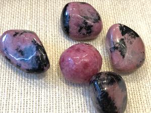 Rhodonite -  (Mix Colour)  A Grade 15g to 20g, 2 - 3.cm Tumble Stone (selected)