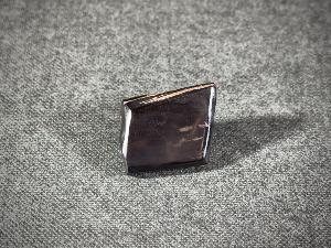 Whitby Jet, from Whitby, East Yorkshire, UK (REF:WJET7)