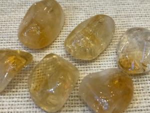 Citrine 5g to 10g Tumbled Stone (Selected)