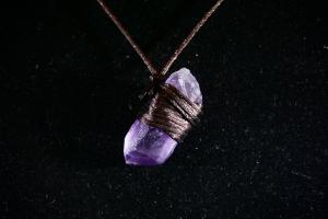 Amethyst Hand Tied Pendant (REF:HWAB4)