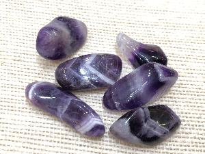 Amethyst - Chevron ( Banded ) - Up to 5g, 1.5 to 3 cm Tumbled Stone.(Selected)