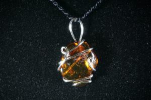 Amber Baltic Pendant (REF:AHWP56)