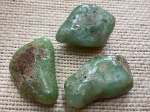 Chrysoprase - 4 to 6g 'Apple' Tumbled Stone (Selected)