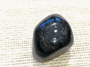 Obsidian - Gold Sheen Boxed Tumbled Stone (Ref TB128) 