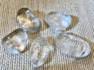 Quartz - 1.5 to 2.5 cm, Weight 4g to 8.5g Tumbled Stone (Selected)
