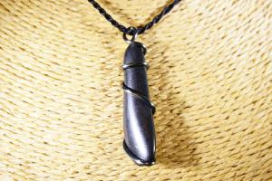 Shungite Hand Wired Pendant (REF:HWSP9)