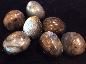 Labradorite - 2 to 3cm 20g to 30g Polished Pebble