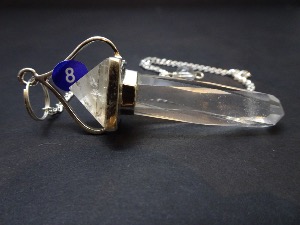 Quartz Pyramid Top Pendulum