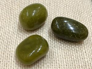 Jade - Olivian - Olive Jade - Serpentine - 5g to 10g Tumbled (Selected)