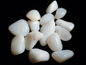 Opal - White Opal Tumble Stone