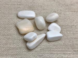 Agate - White - Tumbled Stone (Selected)