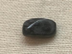 Isua Stone, Boxed Tumbled Stone (Ref TB89) 