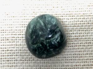 Seraphinite, Boxed Tumbled Stone (Ref TB73) 