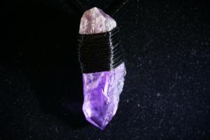 Amethyst Hand Tied Pendant (REF:HWAB5)