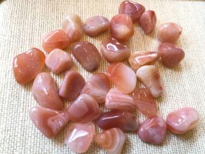 Agate - Apricot - up to 6g Tumbled Stone (Selected)