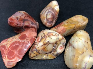 Jasper - Birds Eye - 2cm Tumbled Stone.