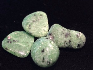 Zoisite - 1.5 to 2cm, Weight 1.5g to 5.5g Tumbled Stone