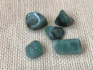 Emerald - 1.5g to 3g Tumbled Stone (Selected)