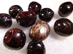 Garnet - Almandine - Tumbled Stone (Selected)