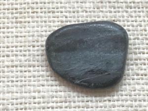 Isua Stone, Boxed Tumbled Stone (Ref TB90) 