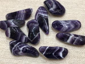 Amethyst - Chevron ( Banded ) - 10g-15g, 3 to 4 cm Tumbled Stone.(Selected)