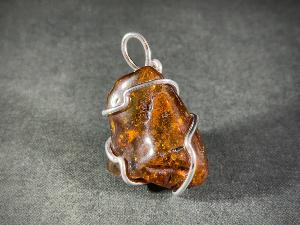 Hand Wired Amber Pendant (REF:AHWP55)