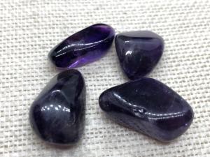 Amethyst - Dark colour 'A' Grade -  3 - 6g Tumbled Stone (Selected)