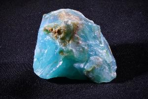 Blue Opal, from Andes Mountains, near San Patricio in Peru (REF:BOP13)