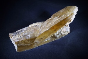 Fish Tail Honey Calcite, from Spain (No.24)
