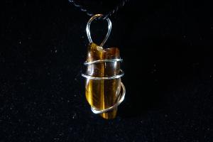 Tiger Eye Hand Wired Pendant (REF:HWTE5)