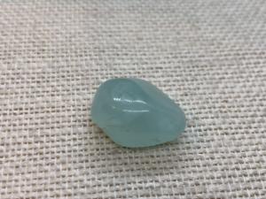 Prehnite, Boxed Tumbled Stone (Ref TB115) 