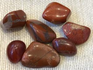 Jasper - Red - 1.5 cm to 3.5 cm  Weight 8g to 18g Tumbled Stone (Selected)