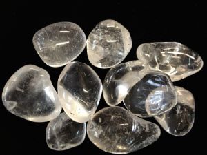 Quartz - Polished Pebble - 3 to 4 cm 