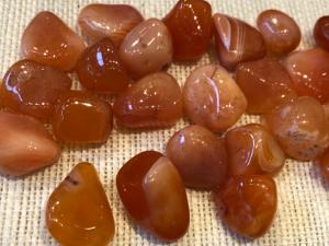 Carnelian - 1 to 2.5 cm - 'A; Grade Tumbled Stone (Selected)