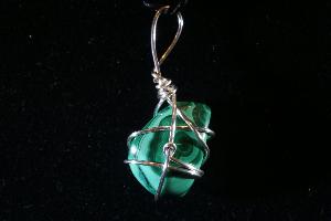 Malachite Hand Wired Pendant (REF:HWMALA2)