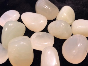 Bowenite - Serpentine - 2g to 8g 'Opaque' Tumbled Stone (Selected)